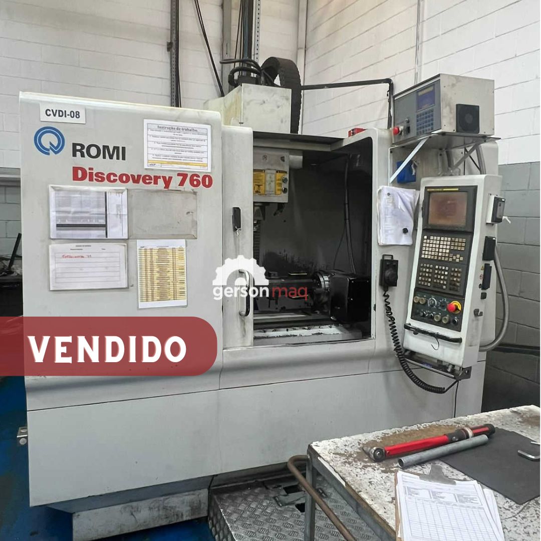 CENTRO DE USINAGEM ROMI D760 FANUC ANO 2004